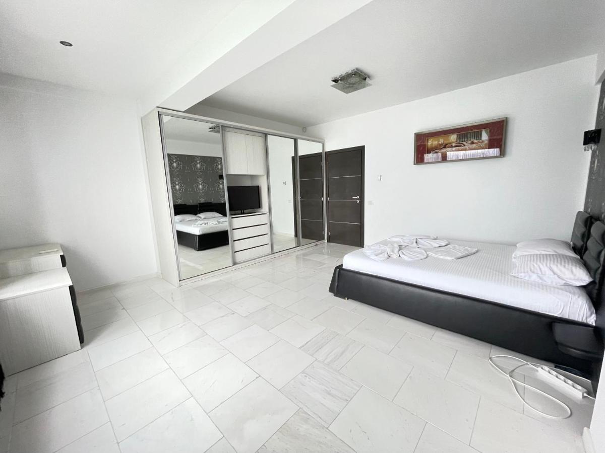 Sns Apartament In Vila Sophia Mamaia Εξωτερικό φωτογραφία